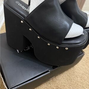 Edgy Doll Black and White Platform Heels